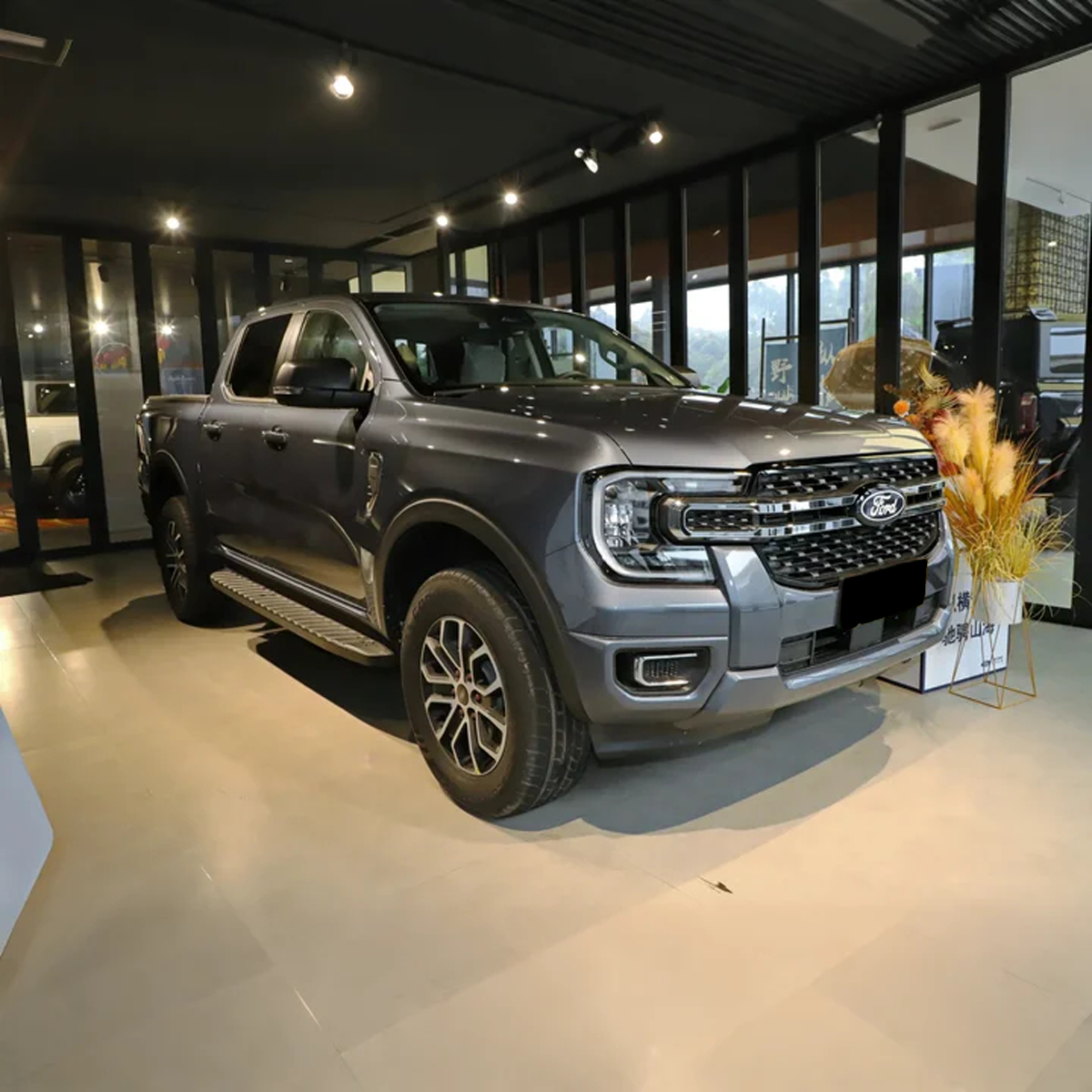 Ranger Medium Pickup Gasoline Car