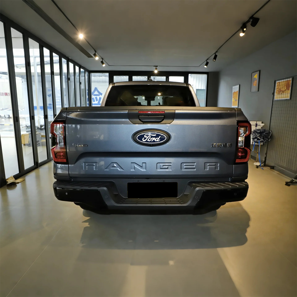 Ranger Medium Pickup Gasoline Car
