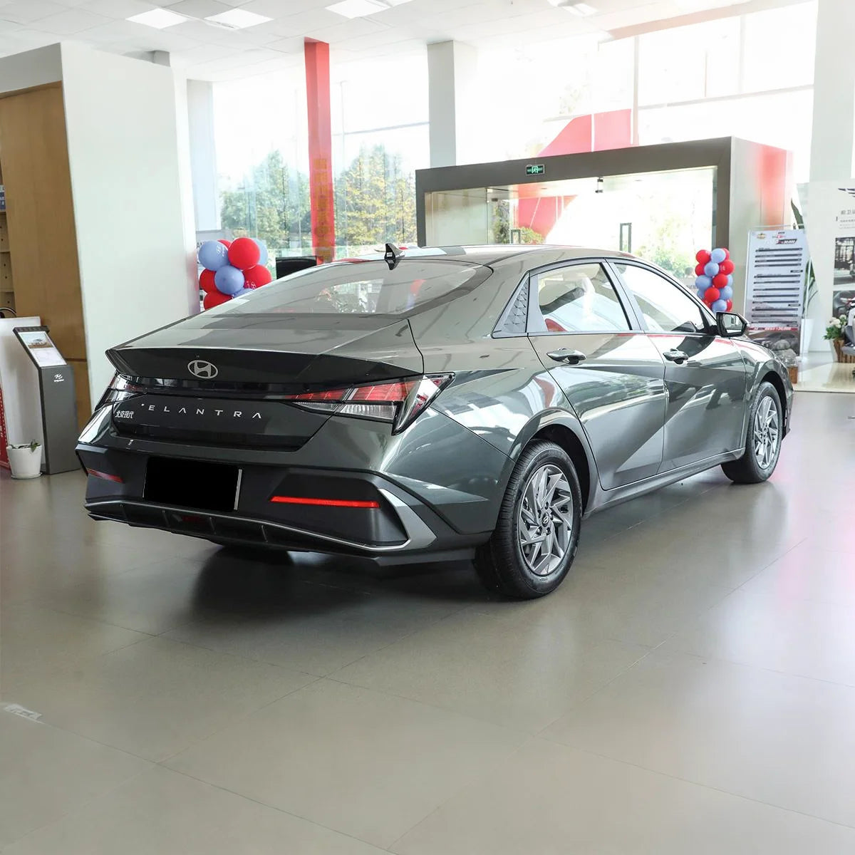 Services d'exportation de berlines Hyundai Elantra