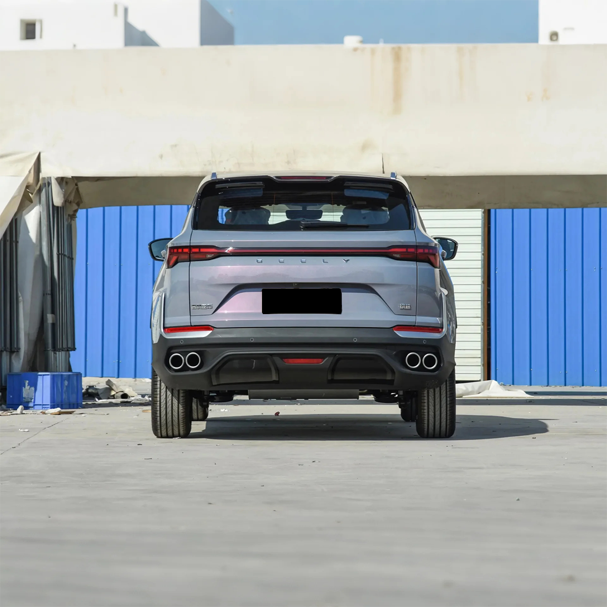 Services d'exportation de petits SUV Geely Coolray