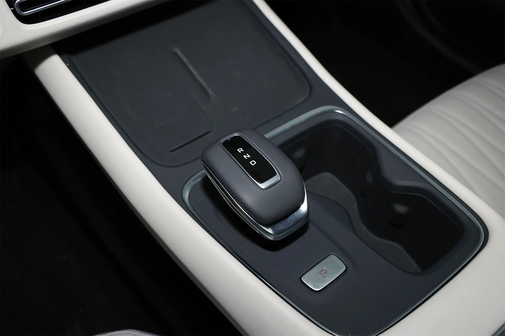 2026 Eado Gasoline Sedan — BFHC Auto Export