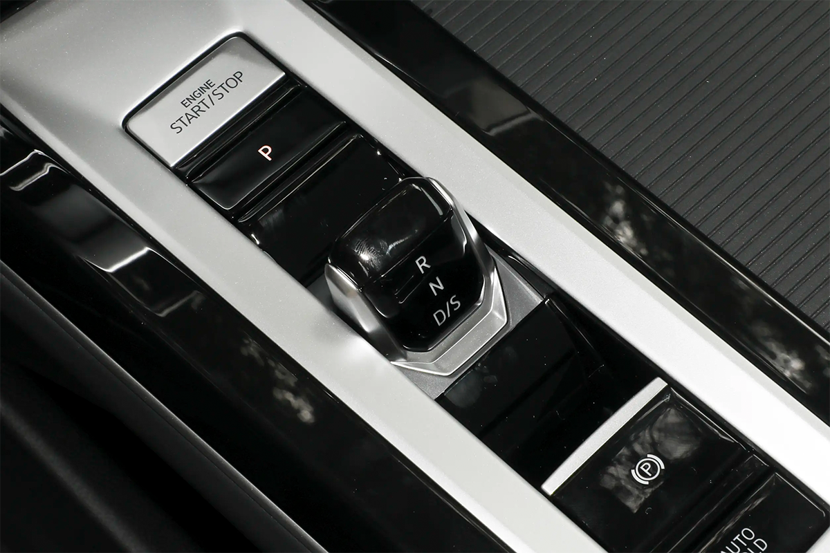 2025 VW Tavendor 330TSI 2WD