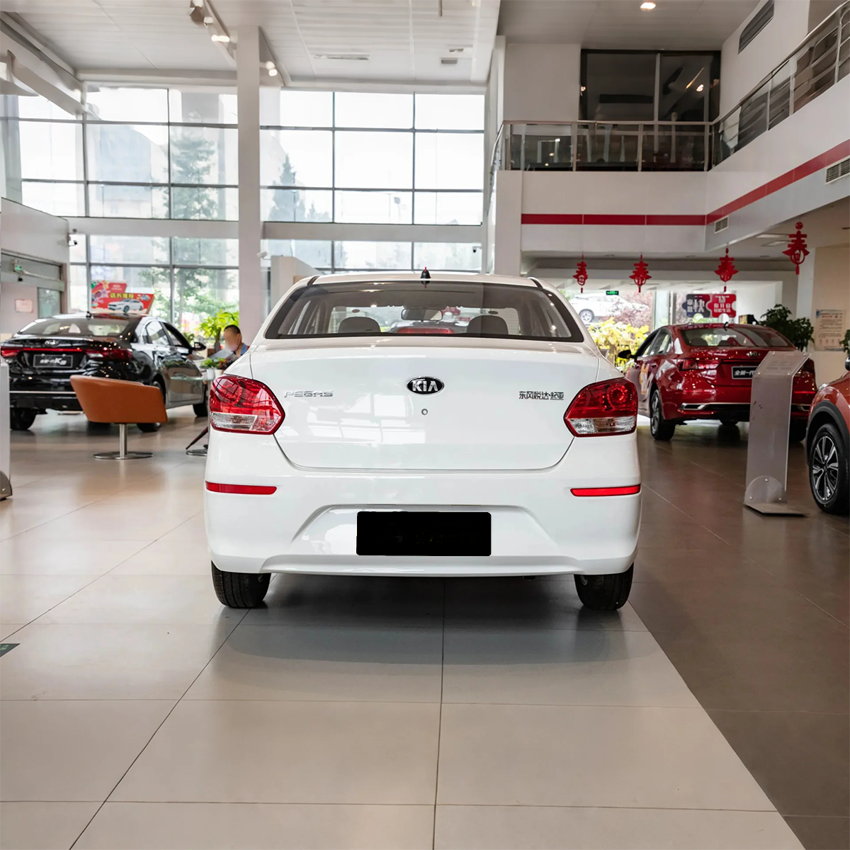 Services d'exportation de la berline Kia Pegas 2020