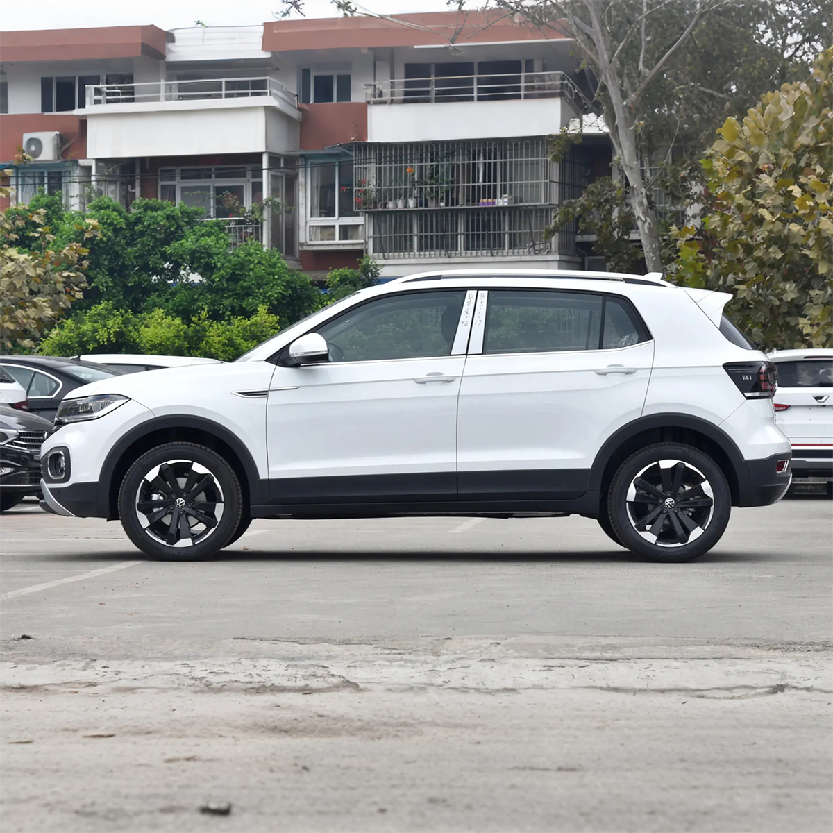 VW Tacqua Small SUV Gasoline Car