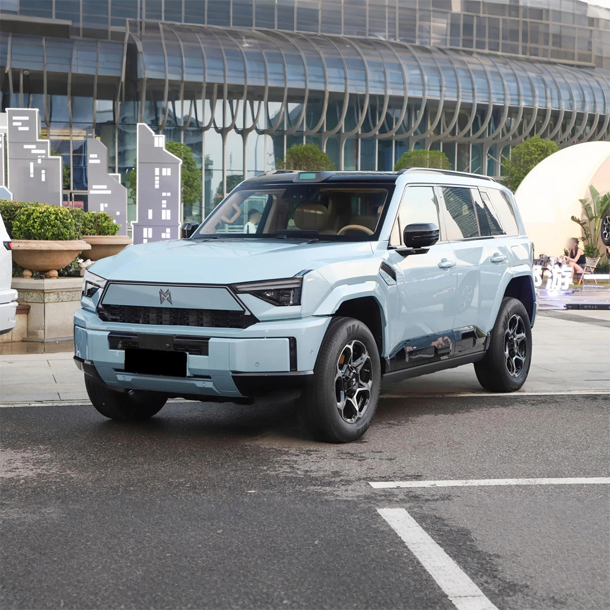 2025 Mhero 817 Hybrid SUV