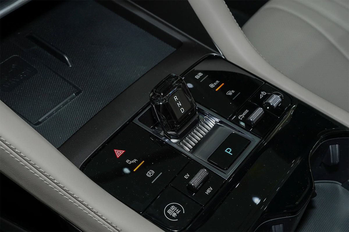 2025 Song Plus DM-i Hybrid SUV