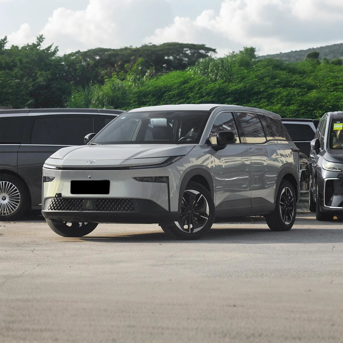 2025 GAC Toyota BZ3X SUV — BFHC Auto Export