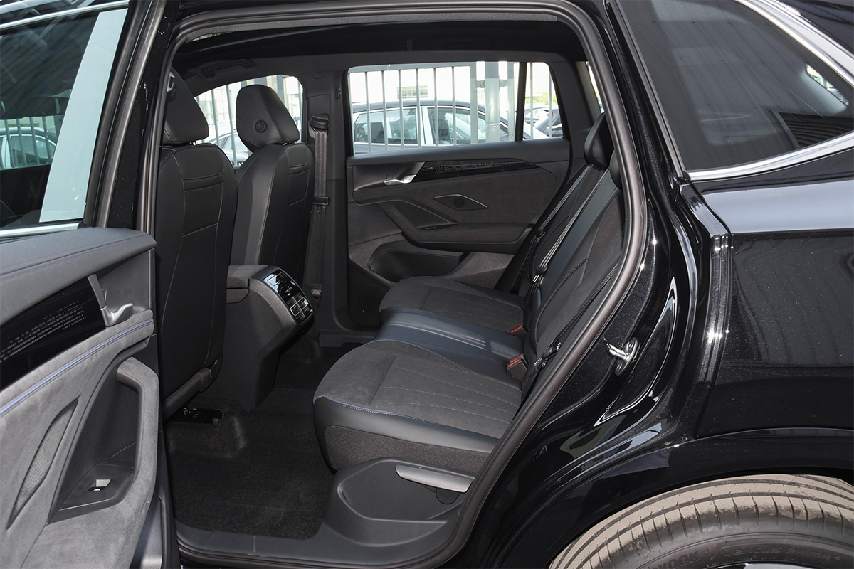 2026 Tiguan L Gasoline SUV— BFHC Auto Export