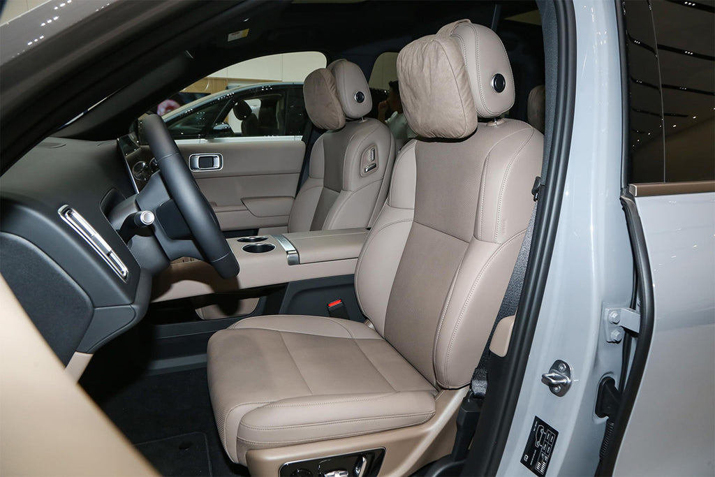 VUS hybride Li Auto L9 2025 — BFHC Auto Export