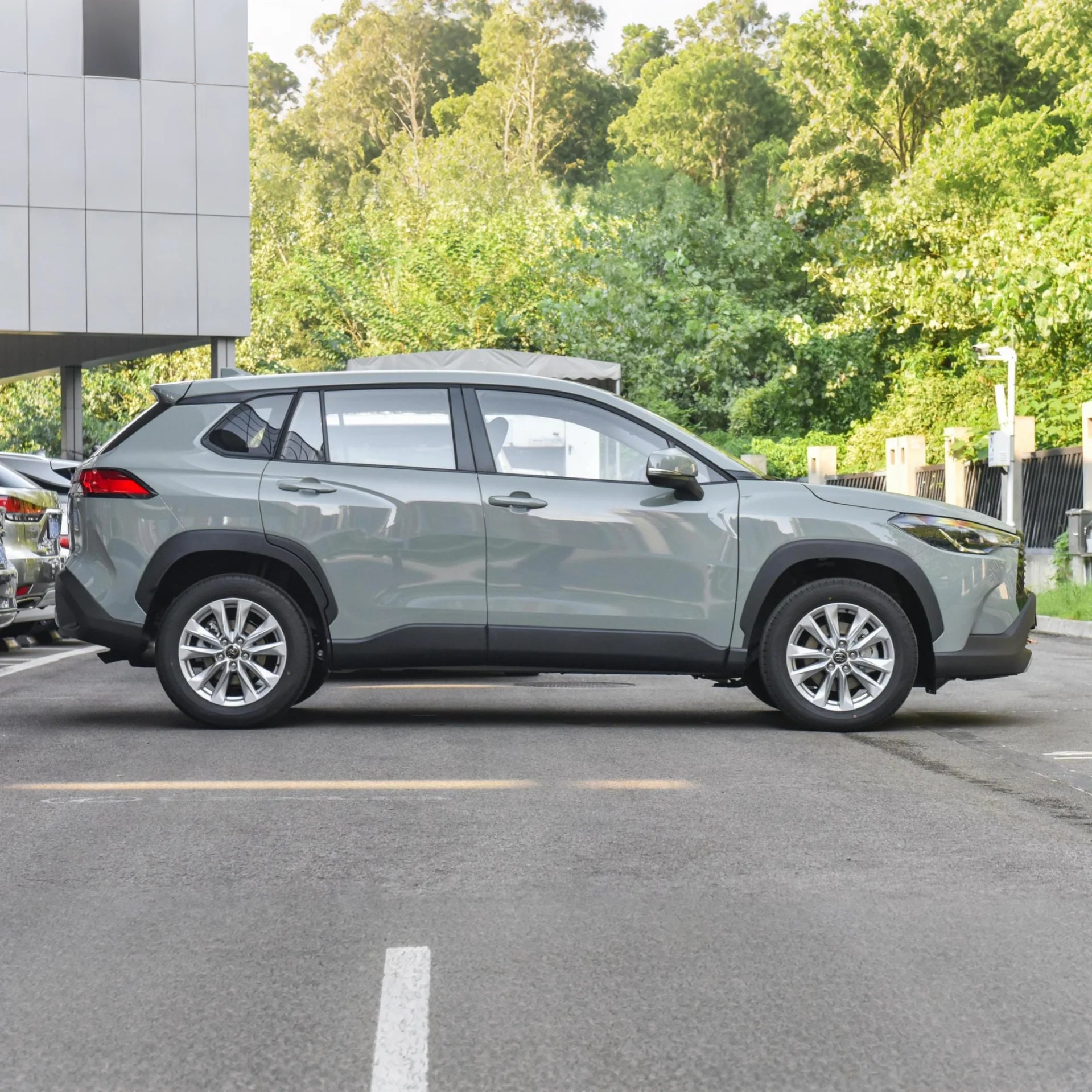 2025 Toyota Corolla Cross SUV — BFHC Auto Export