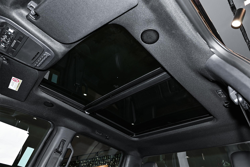 2025 Ford F-150 Raptor Gasoline Pickup— BFHC Auto Export