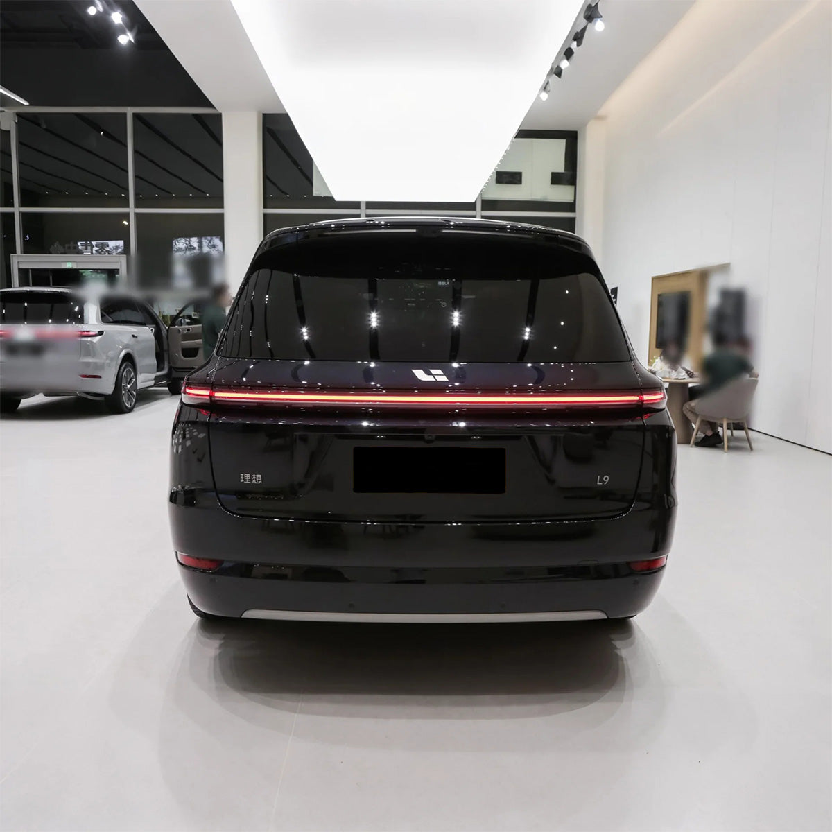 VUS hybride Li Auto L9 2025 — BFHC Auto Export