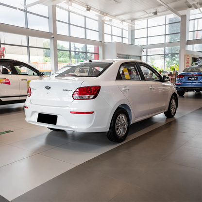 Services d'exportation de la berline Kia Pegas 2020