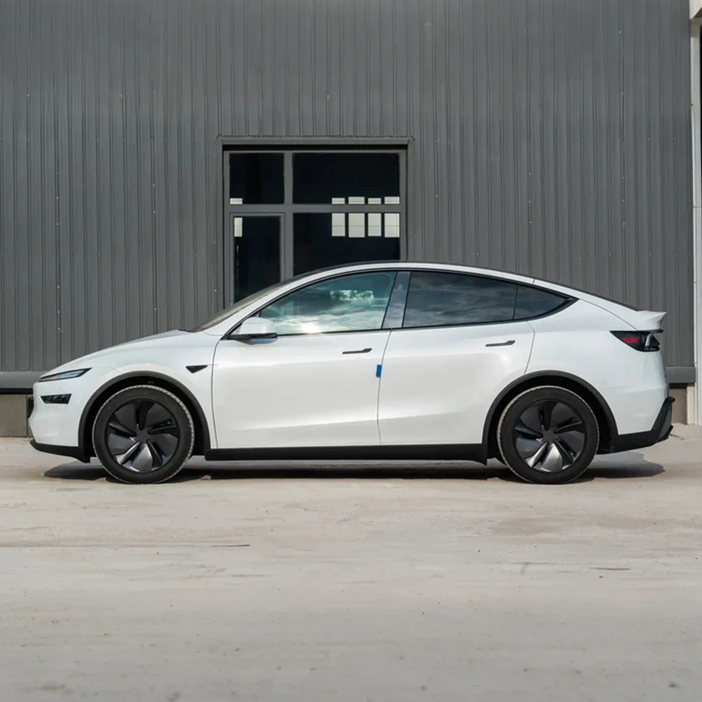 2025 Tesla Model Y Electric Sedan Car — BFHC Auto Export