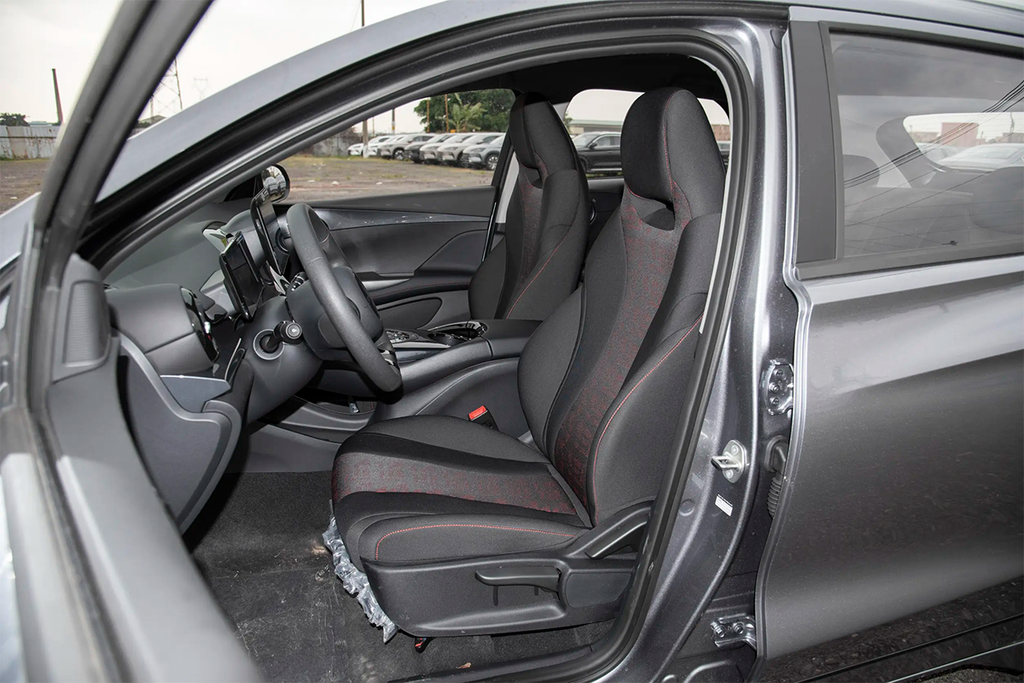 2024 BYD e2 Electric Sedan — BFHC Auto Export
