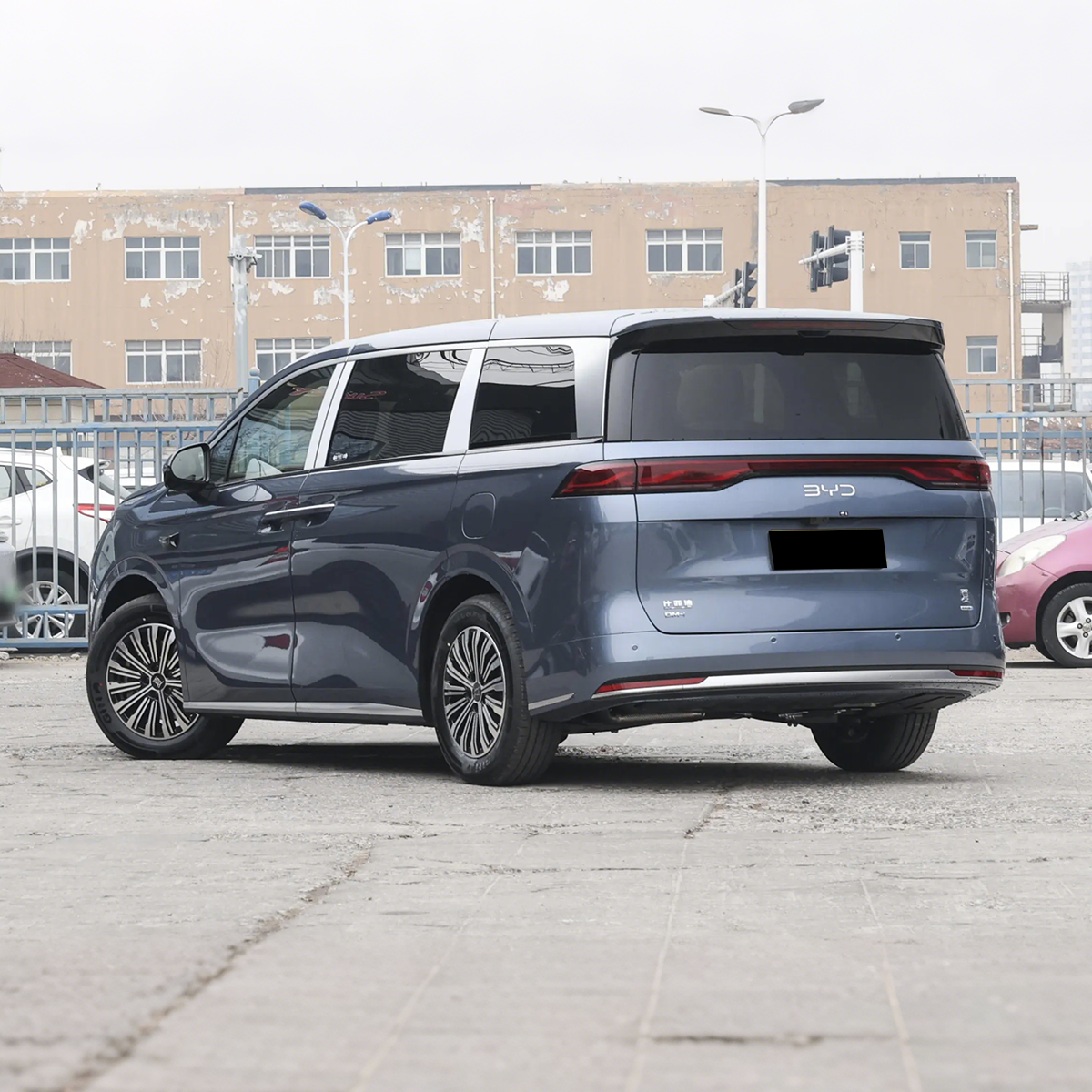 2025 BYD Xia DM-i 100KM — BFHC Auto Export