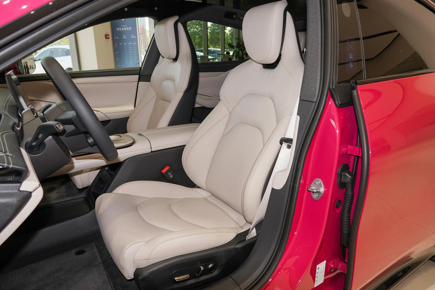 2024 Xiaomi SU7 Electric Sedan