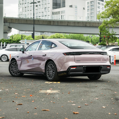 2025 Galaxy E8 Electric Sedan