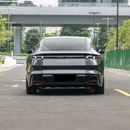 2025 Lynk & co Z10 Electric Sedan