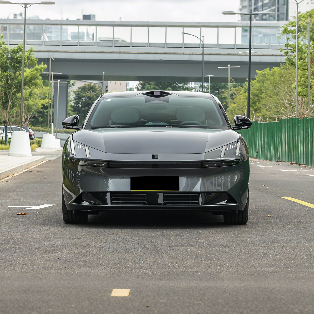 2025 Lynk & co Z10 Electric Sedan