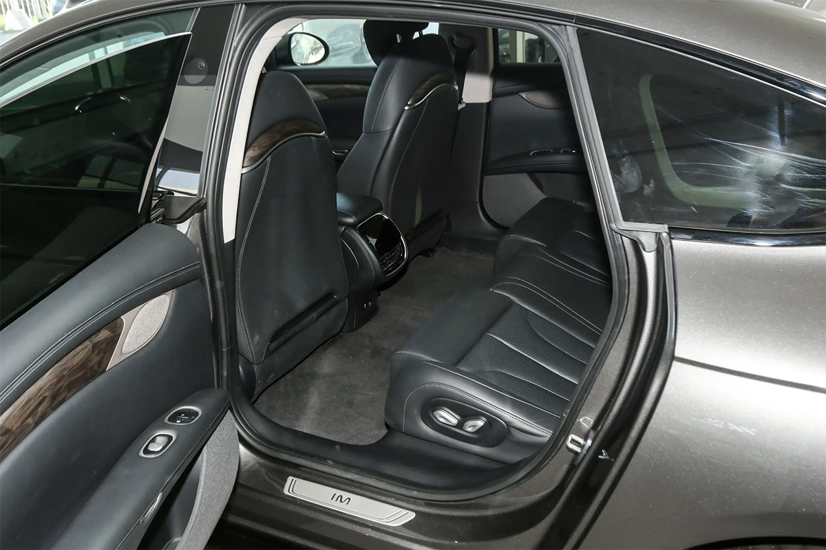 2024 IM L7 Electric Sedan— BFHC Auto Export