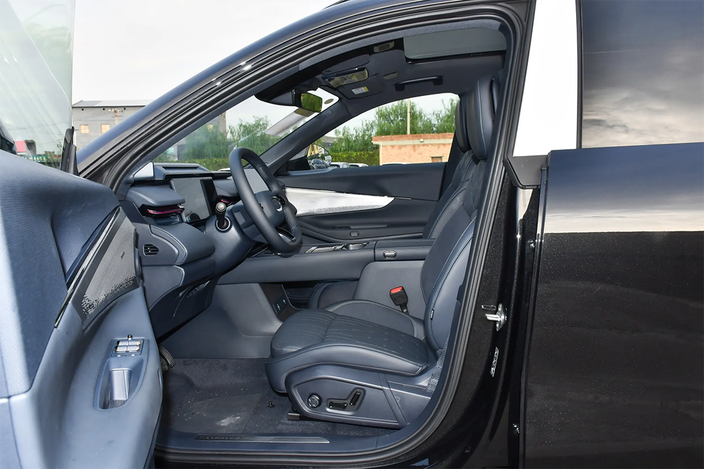 2026 Lynk&co 08 EM-P 160 Max — BFHC Auto Export