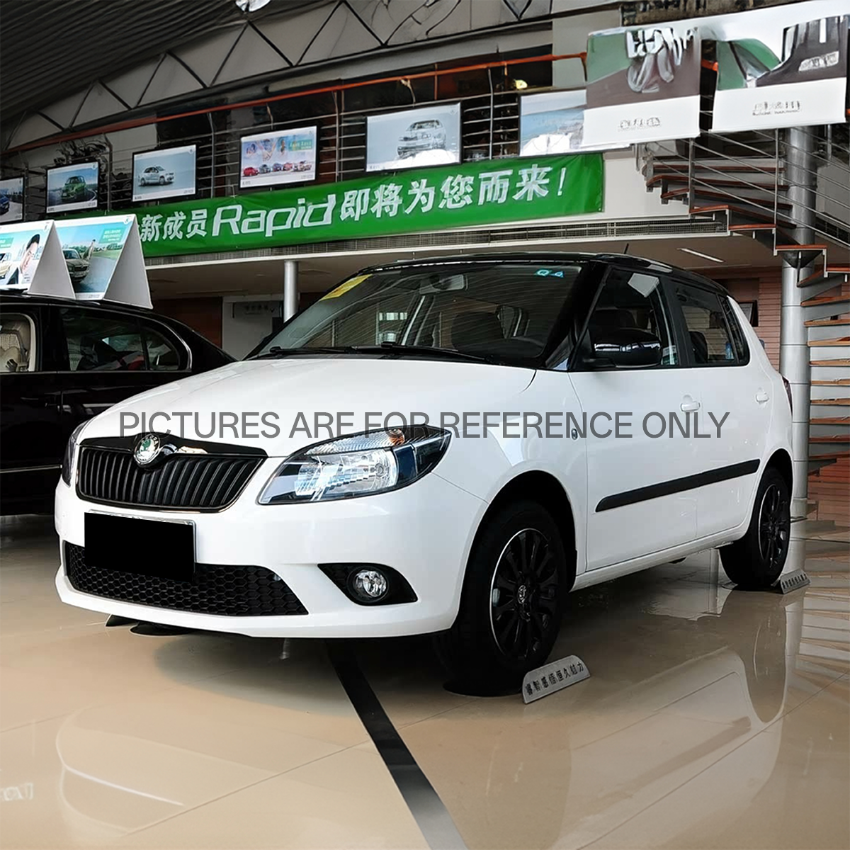 Skoda Fabia, manual luxury, white, registered on August 7, 2012.