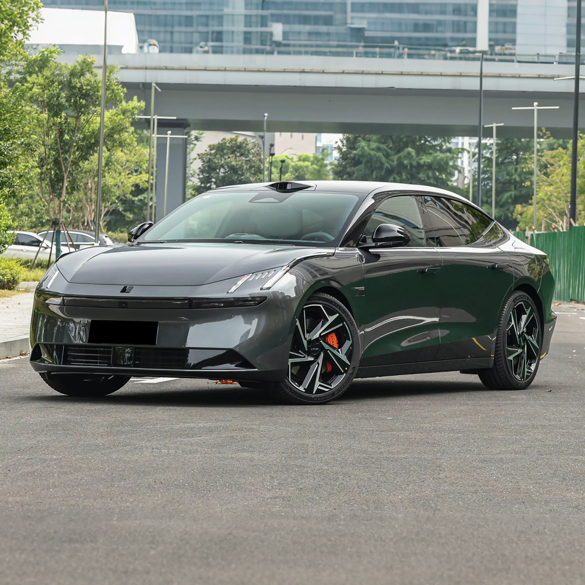 2025 Lynk & co Z10 Electric Sedan
