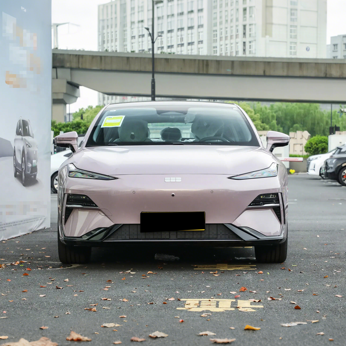 2025 Galaxy E8 Electric Sedan