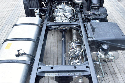 Foton Eurocargo R Series 240 hp 4x2 8.6-meter box truck