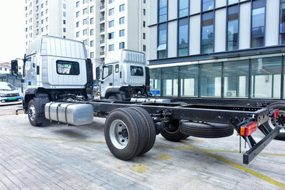 Foton Eurocargo R Series 240 hp 4x2 8.6-meter box truck
