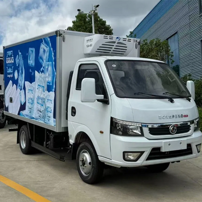 Small Dongfeng Refrigerated Truck | Easy Urban Maneuverability | for Fresh Food Delivery