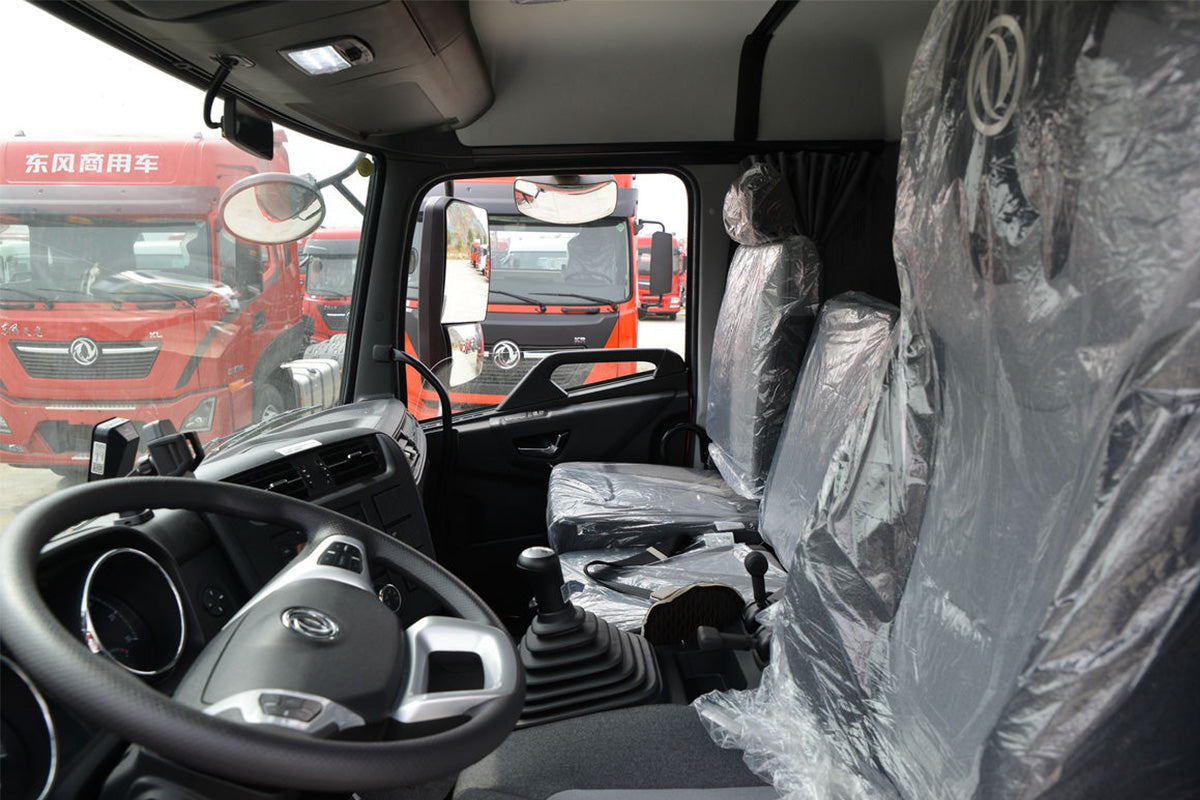Dongfeng Tianjin KR 4.8L Diesel 240hp 4×2 Fast 8-speed Tractor Truck